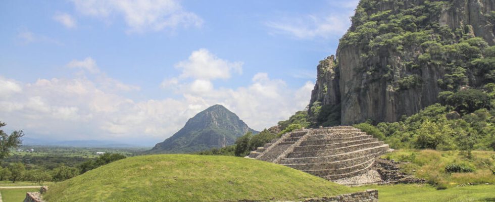 Olmec statue of Earth monster returned to Mexico by US