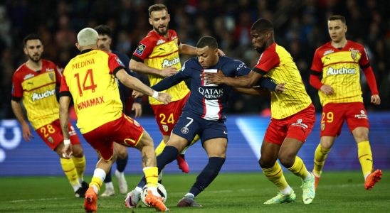 PSG master Lens and get closer to their 11th Ligue