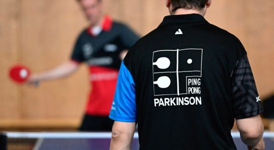 Ping pong fun therapy against Parkinsons disease