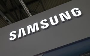 Samsung plunging profits force a significant production cut