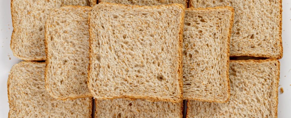 Should we ban sandwich bread for health