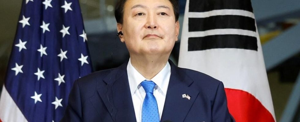 South Korean presidents comments on Japan spark controversy in his