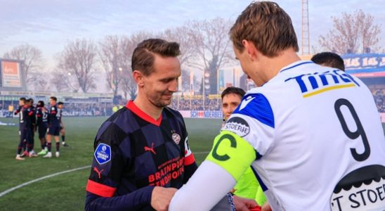 Spakenburg striker Van der Linden top scorer of KNVB Cup