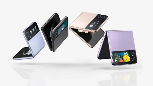 The cover screen of the Samsung Galaxy Z Flip 5