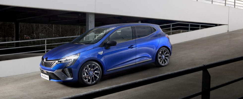 The first photos of the new Renault Clio are here