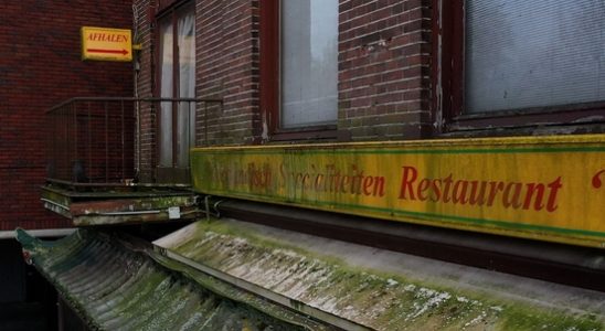 The haunted abandoned Chinese restaurants where no one looks inside