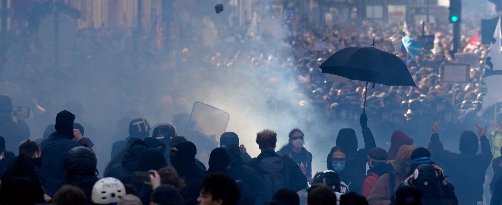 The last major protest before the decision on the pension