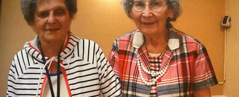 These 100 year old sisters share 4 tips for staying mentally sharp