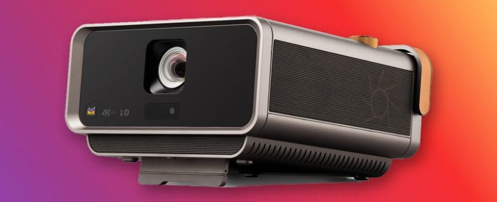 This 4K projector with HDR lets you take the cinematic