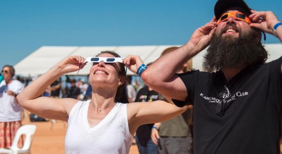 Unusual solar eclipse attracted thousands