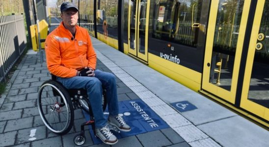 Wijkersloot tram stop in Nieuwegein is difficult to reach with