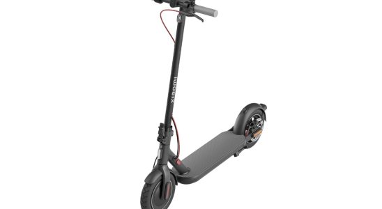 Xiaomi 4 and 4 Ultra scooters finally available at Fnac