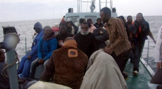 shipwreck survivors ready to go back to sea