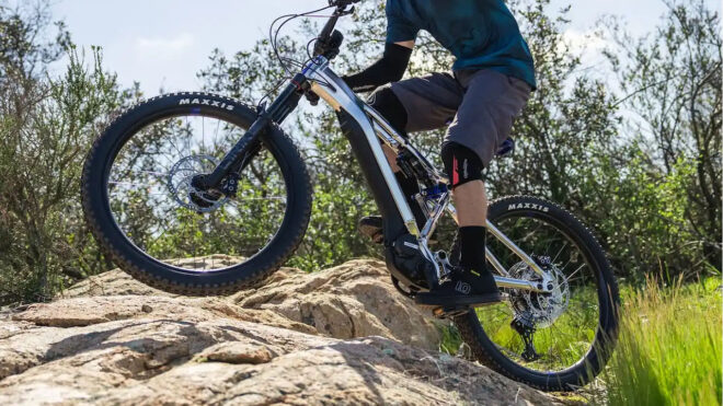 1684465369 641 Yamaha unveils a special 30th anniversary electric bike