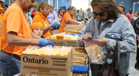 1684812211 Huge crowd celebrates Bread and Cheese Day at Six Nations