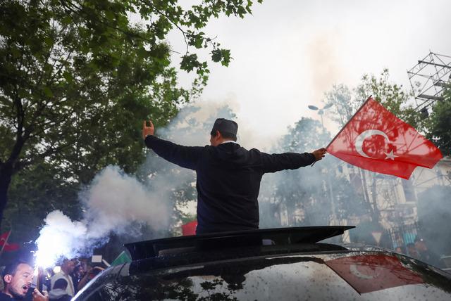 2023-05-28T170916Z_1300200967_RC2T71A3SURN_RTRMADP_3_TURKEY-ELECTION