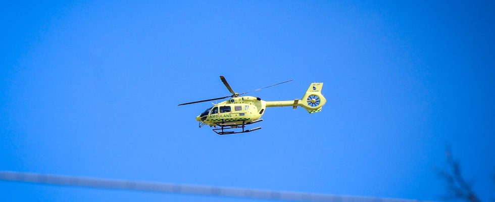 An injured person in a boat fire in the Stockholm