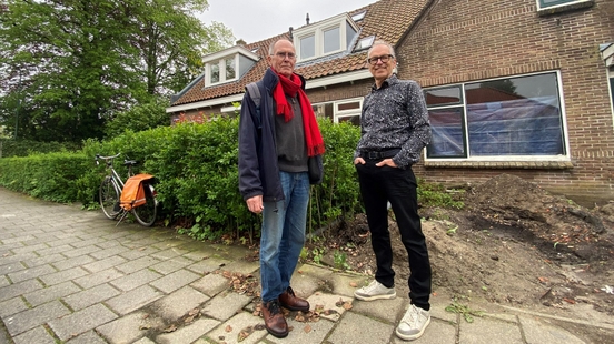 Bart 74 and Reinier 75 want to build their own