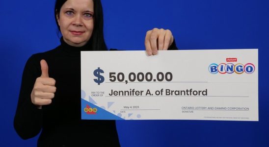 Brantford woman scratches her way to 50000 lottery win