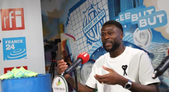 Chancel Mbemba wins the Marc Vivien Foe RFIFrance 24 prize