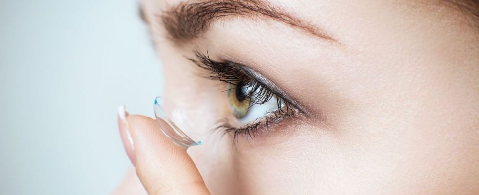 Contact lenses several references contain carcinogenic pollutants