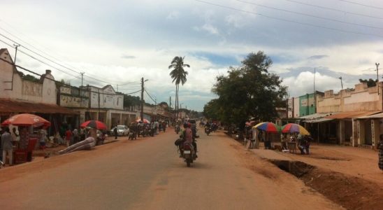 DRC governor of Tanganyika province dismissed by deputies