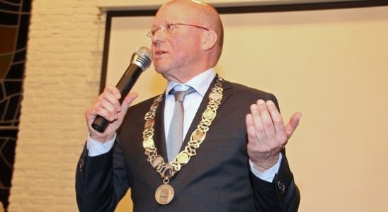 De Ronde Venen wants a new term for mayor Divendal