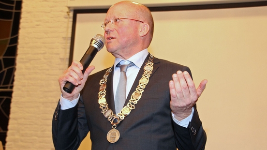 De Ronde Venen wants a new term for mayor Divendal