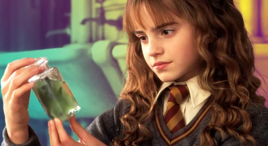 Emma Watson went off camera for the most emotional Hermione scene.webp