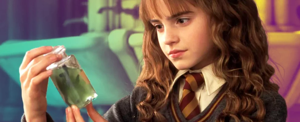 Emma Watson went off camera for the most emotional Hermione scene.webp