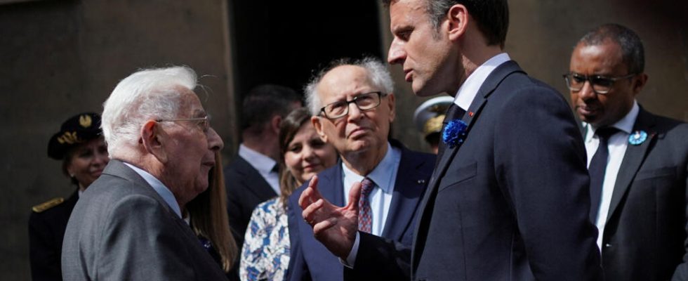 Emmanuel Macron pays tribute to Jean Moulin thousands of demonstrators