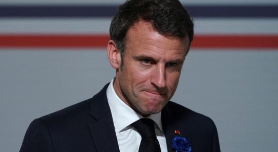 Emmanuel Macron reframes Elisabeth Borne after his remarks on the