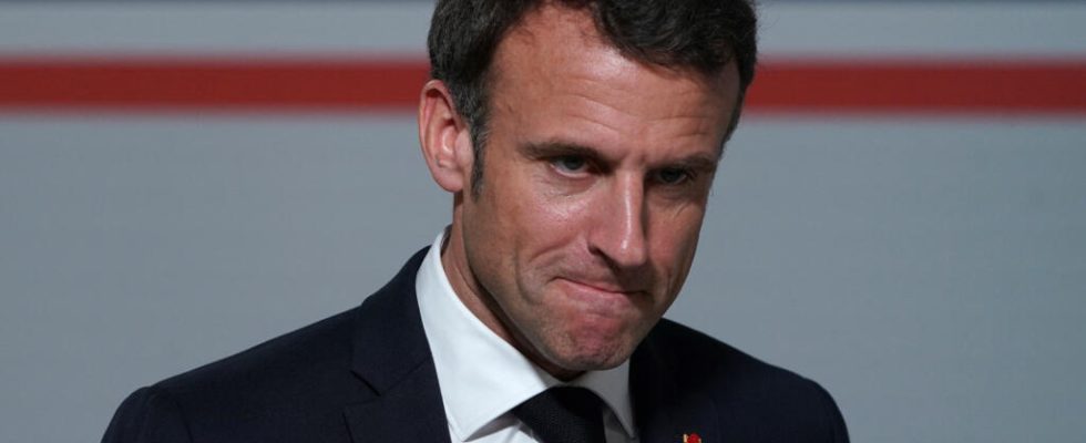 Emmanuel Macron reframes Elisabeth Borne after his remarks on the