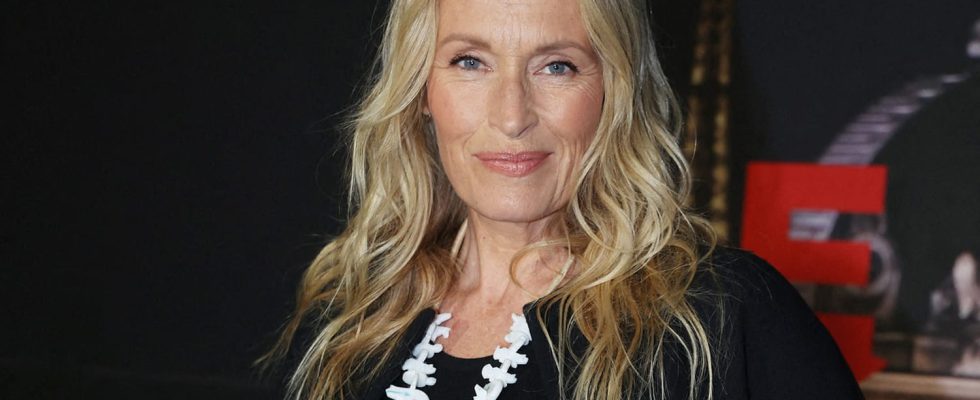 Estelle Lefebure celebrates her 57th birthday naturally and proves that