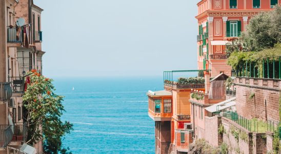 Fall in love with the Amalfi Coast in 20 idyllic