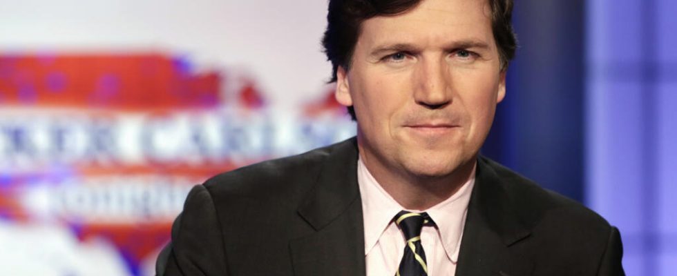 Fired Fox News anchor Tucker Carlson launches Twitter show