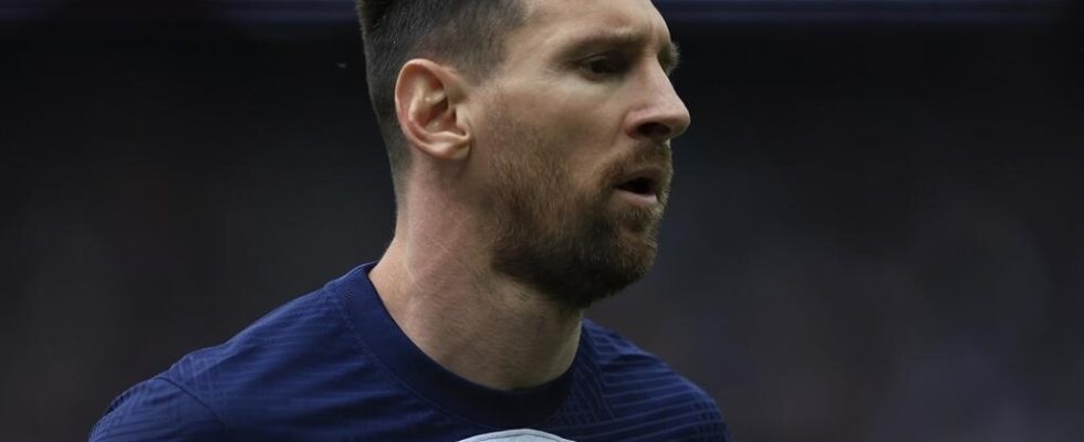 Foot Messi apologizes after his trip to Saudi Arabia and