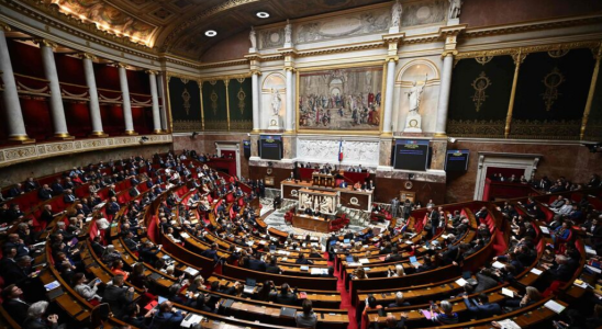 French parliamentarians respond to the call of Iranian political prisoners