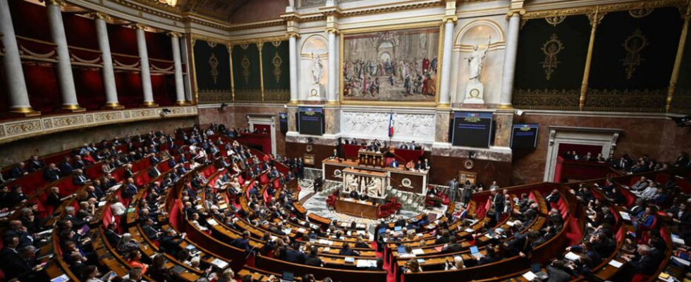 French parliamentarians respond to the call of Iranian political prisoners