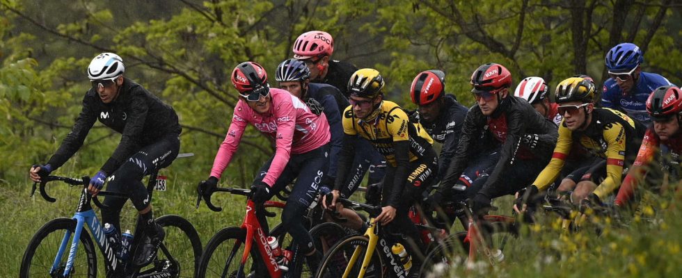 Giro 2023 the Covid decimates the peloton Profile of the