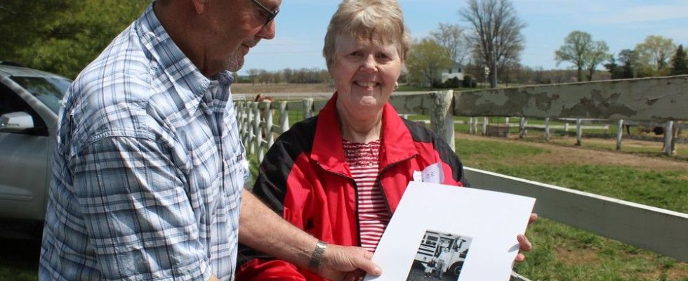 Hartford School bus buddies reminisce at reunion