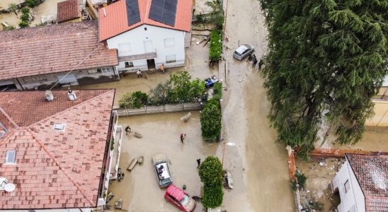 Historic floods in Italy eleven dead and considerable damage