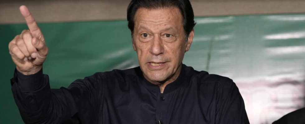 Imran Khan agrees to conditional search of his home