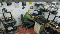 In the basement of a Ukrainian house 3D printers work