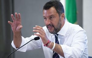 Labor reform Salvini No union in the world strikes against