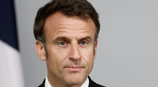 Macron and the hundred days eclipsed ministers resigned ministers idle