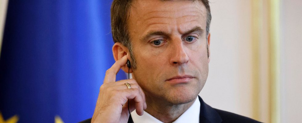 Macron bureaucracy and the middle classes letters from the readers