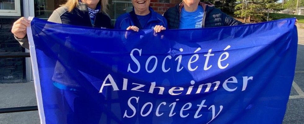 Mary takes a hike for Alzheimer Society