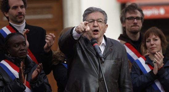 Melenchon Darmanin the circus rather than a real debate on the