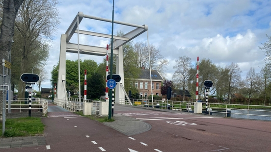 Nigtevecht is fed up with a defective drawbridge This bridge